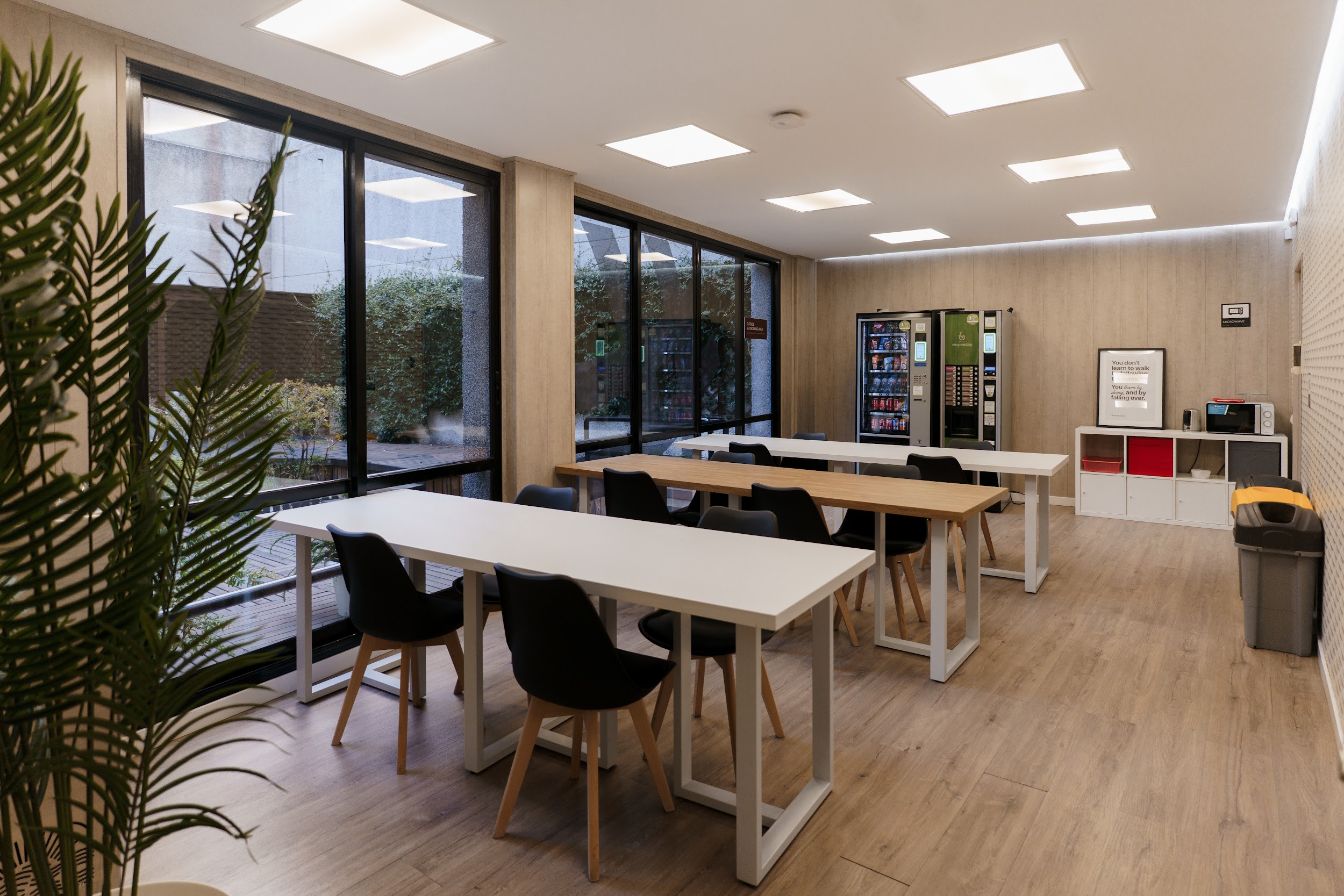 campus in barcelona, business school in Barcelona, coffee break