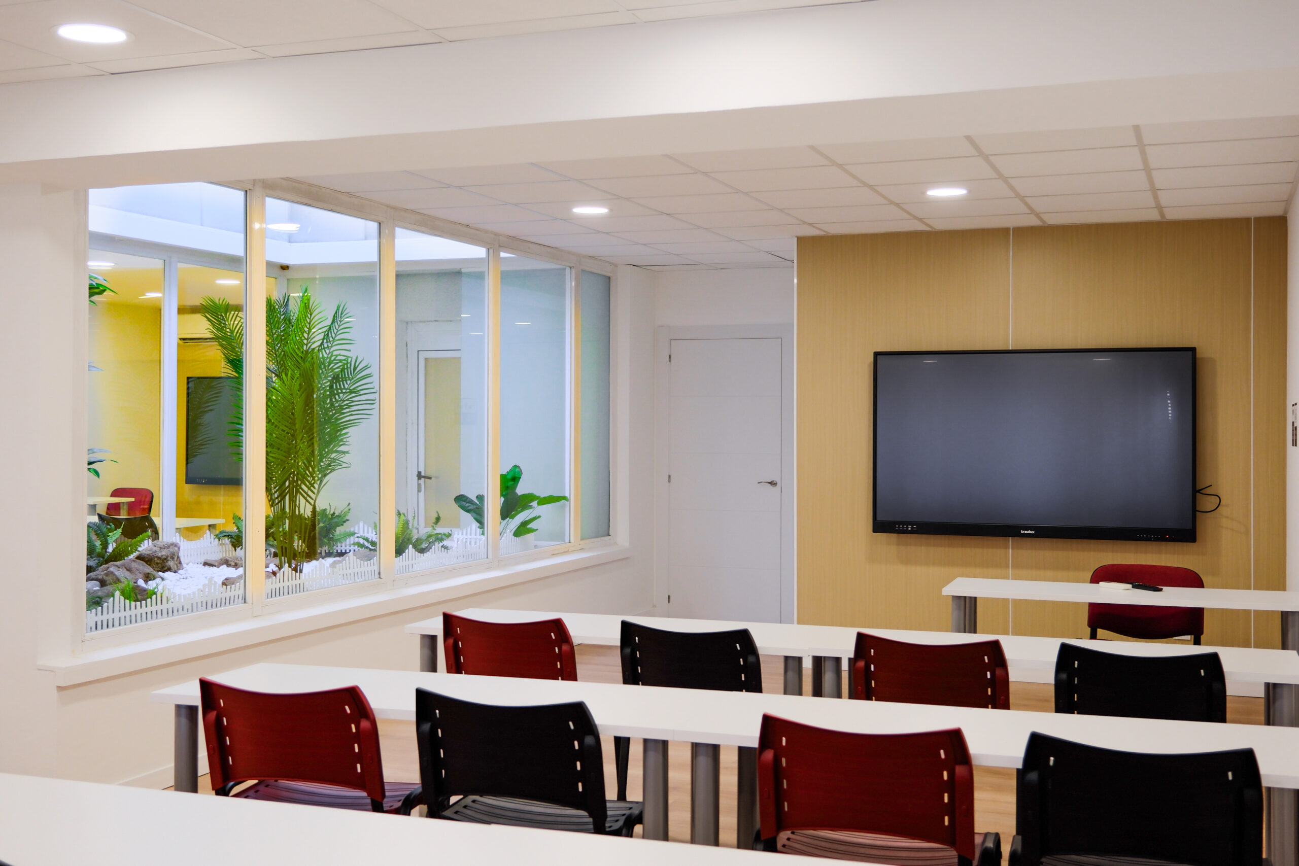 Madrid campus, gbsb global, retiro, business school in madrid