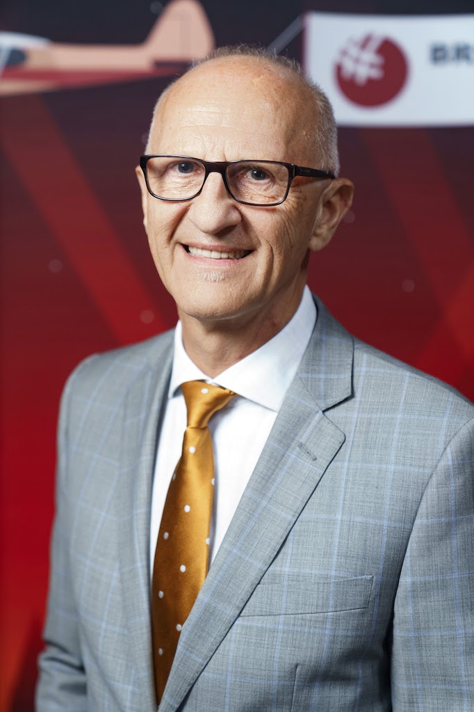 Dr. Wiktor Patena